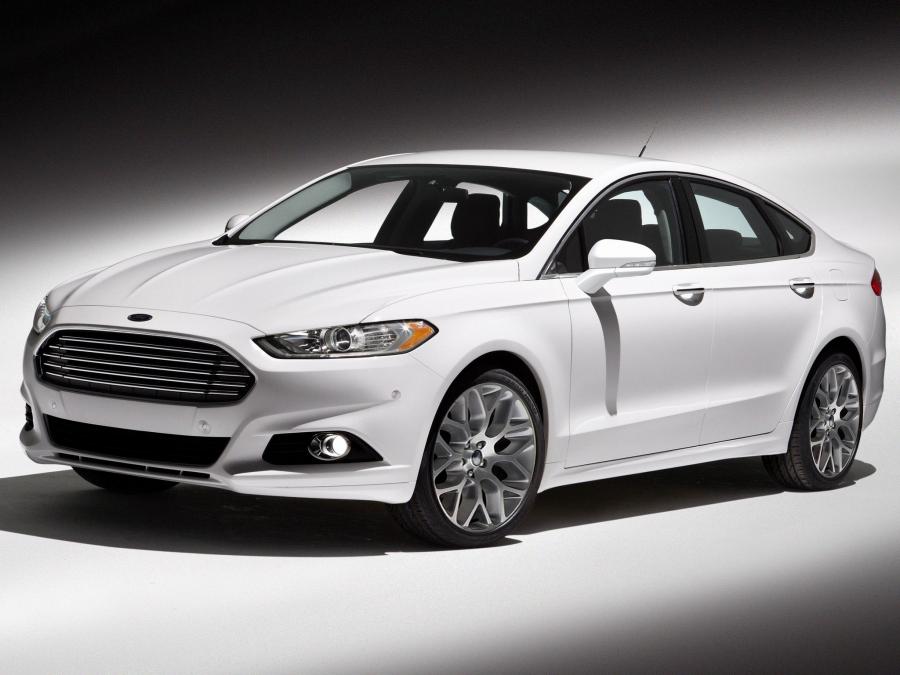  Ford Fusion Titanium 2012 года  (фото 14 из 15)